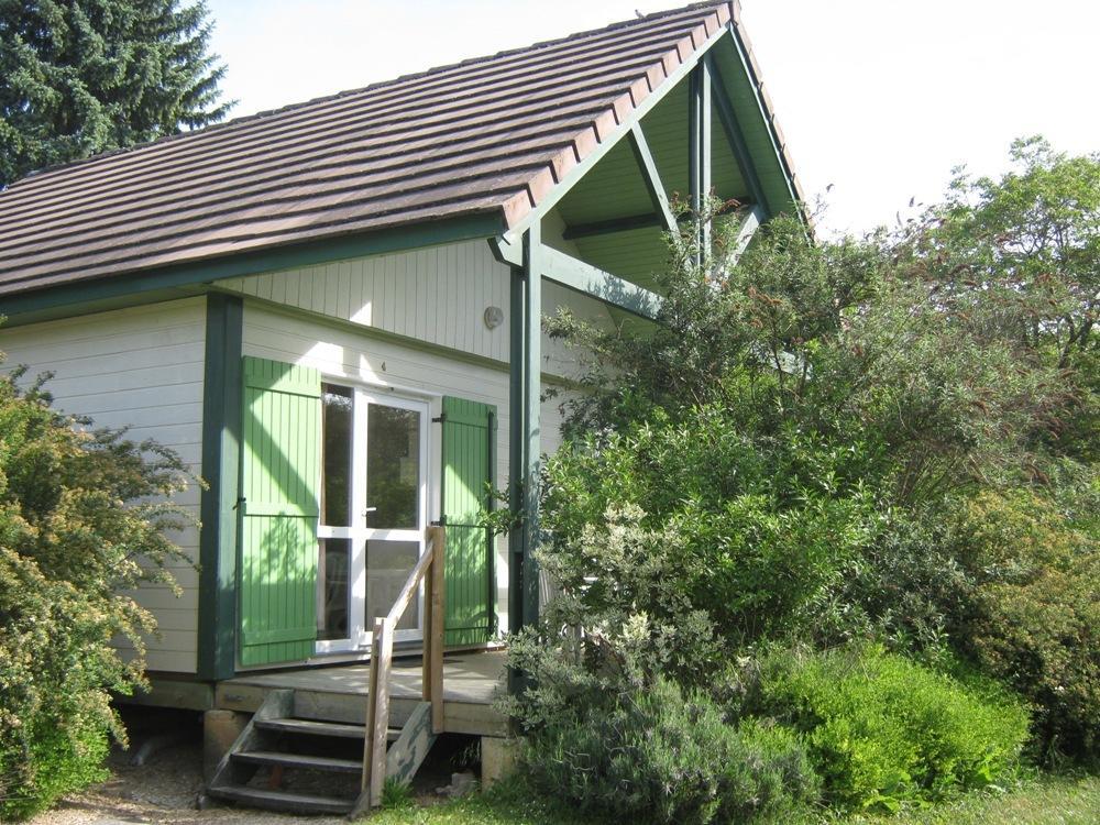 Village-Chalets Le Ru Du Pre Deux Rivieres Номер фото